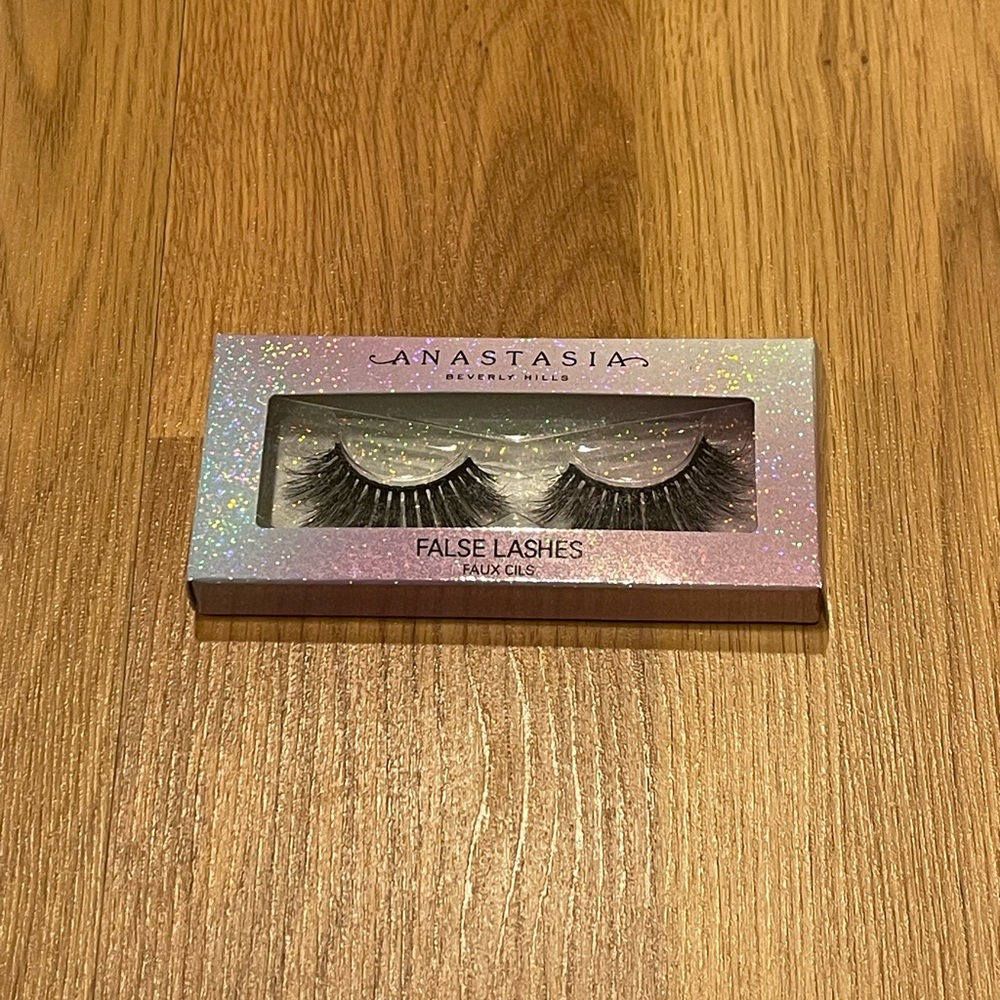 5 for $25 item 🌺 ABH Anastasia Beverly Hills False Eyelashes Lengthy